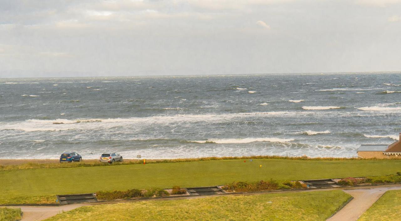 Poseidon'S Inn Lossiemouth Exterior foto